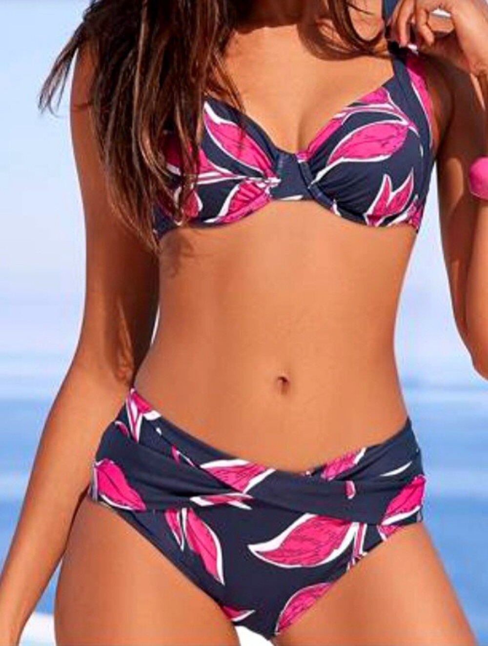 Lascana For Venus Floral Flash Leaf Print Underwire Bikini Top, Size 32C/34B/36A